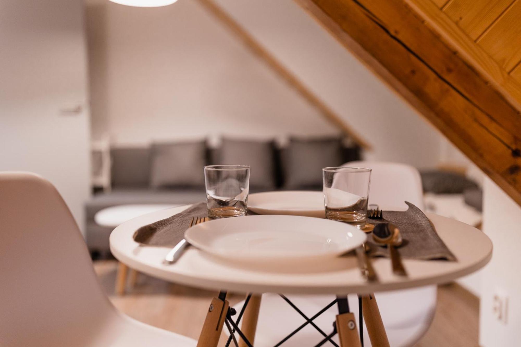 Romanticky Loft Parking U Hlavniho Nadrazi ออลอโมตซ์ ภายนอก รูปภาพ