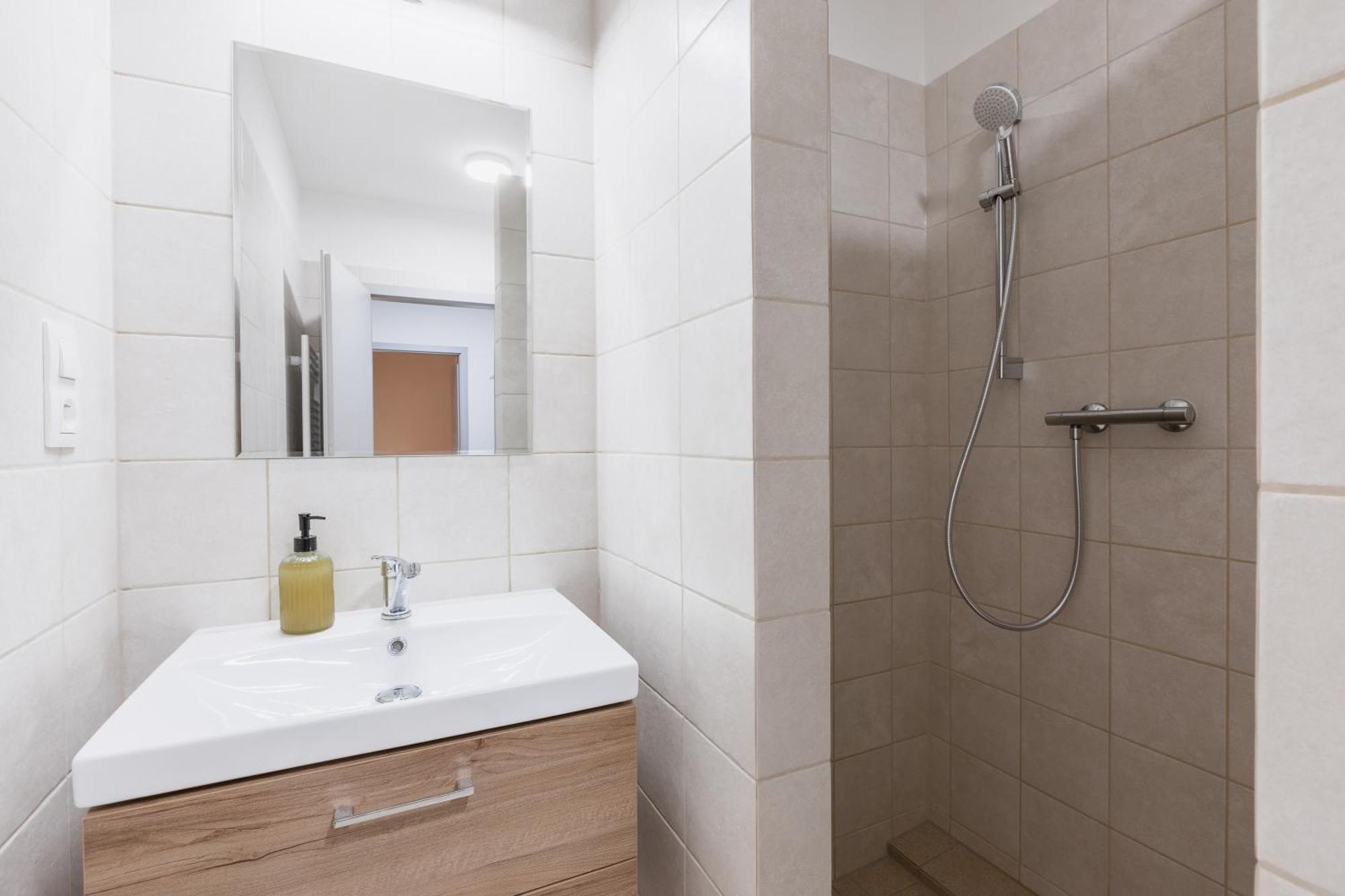 Romanticky Loft Parking U Hlavniho Nadrazi ออลอโมตซ์ ภายนอก รูปภาพ