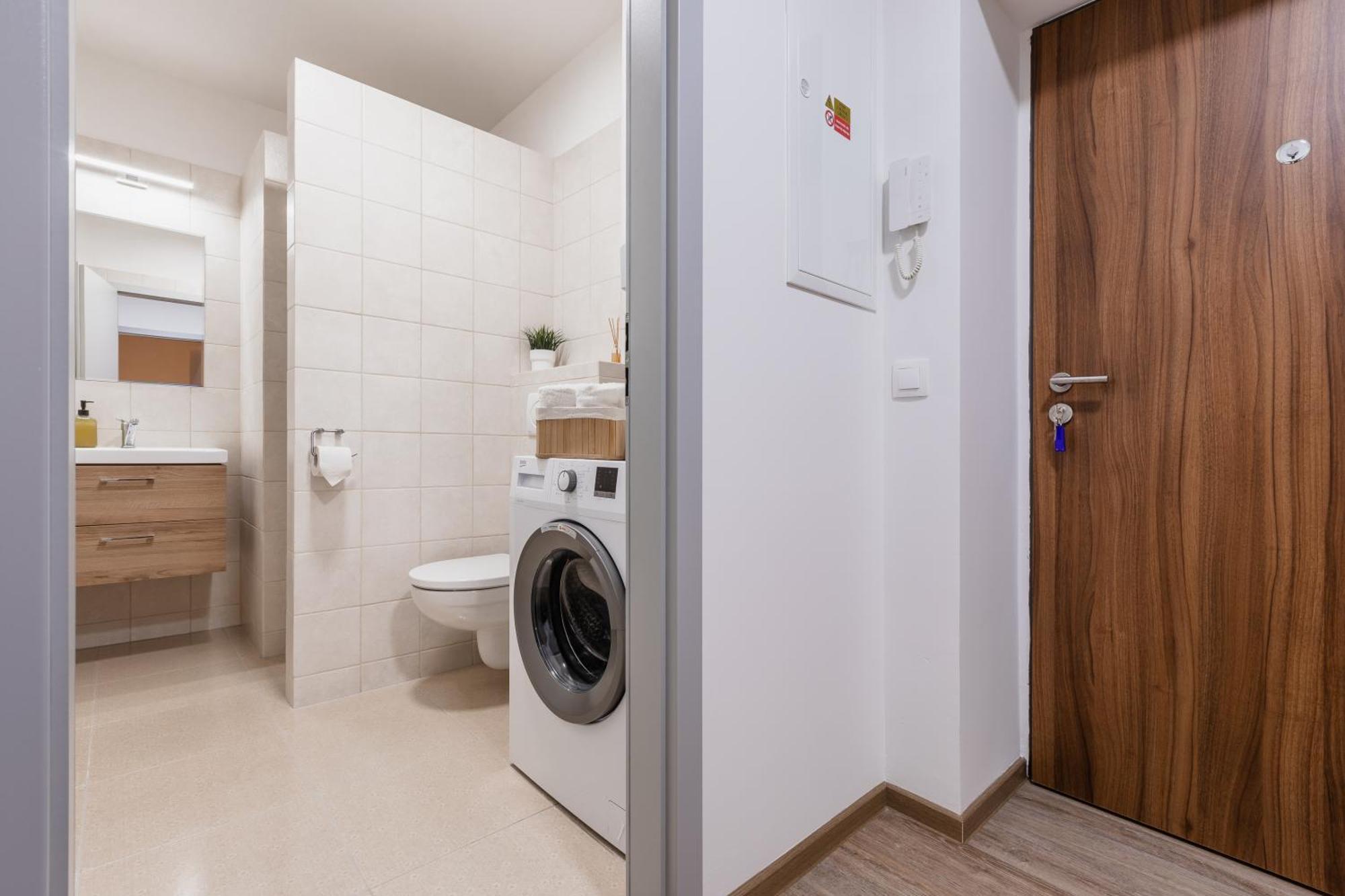 Romanticky Loft Parking U Hlavniho Nadrazi ออลอโมตซ์ ภายนอก รูปภาพ