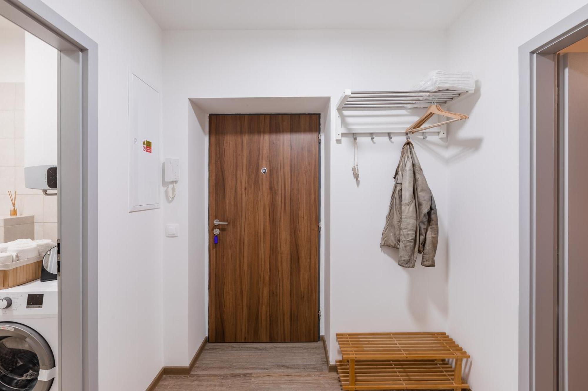 Romanticky Loft Parking U Hlavniho Nadrazi ออลอโมตซ์ ภายนอก รูปภาพ